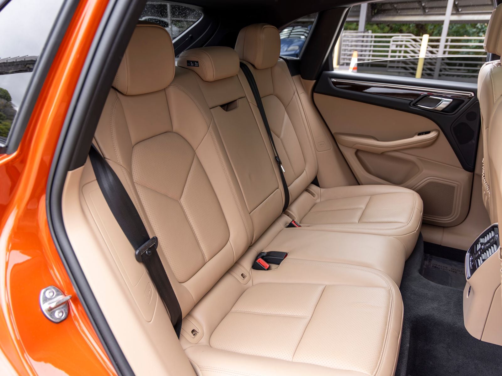 2023 Porsche Macan Base