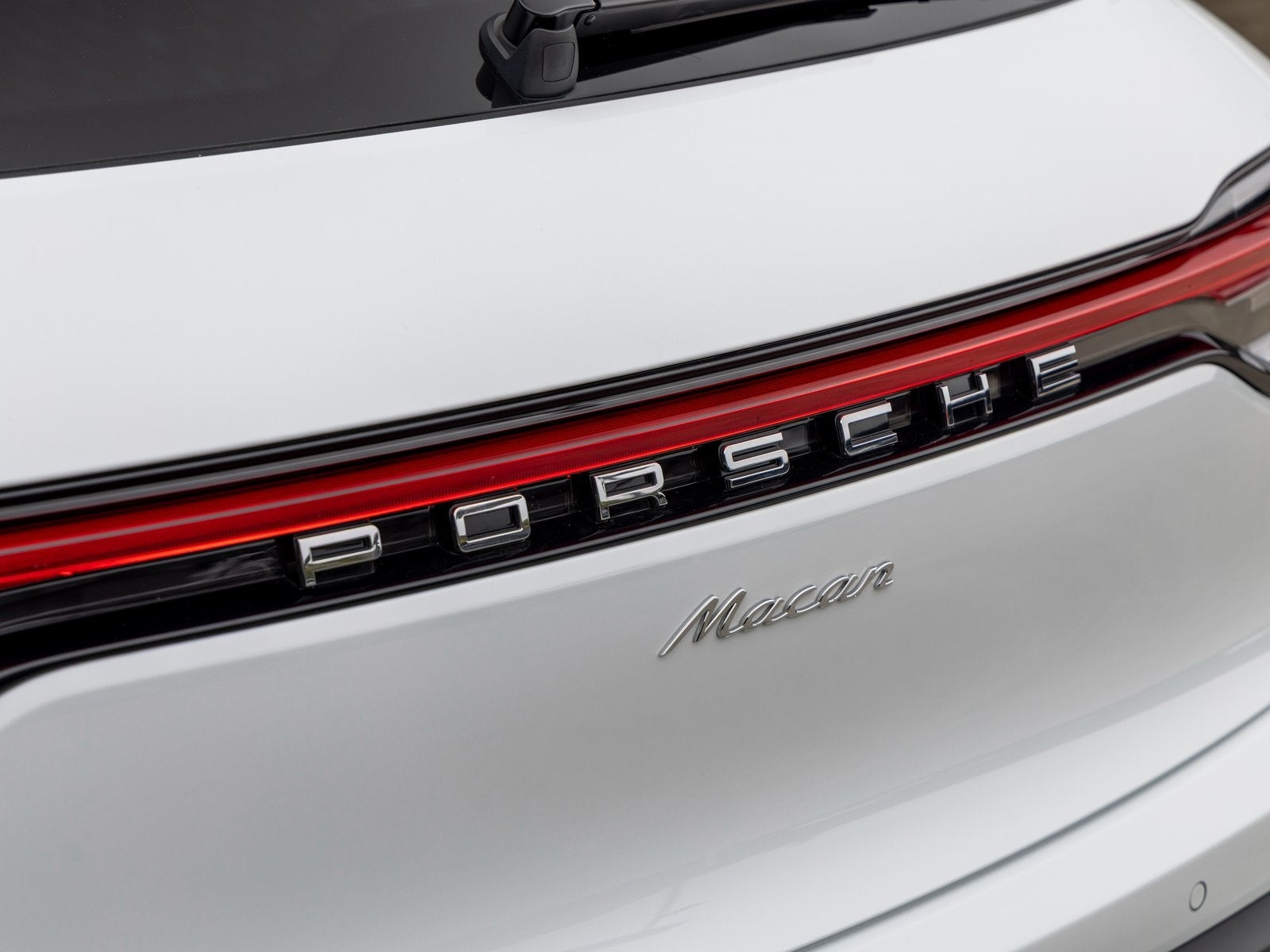 2025 Porsche Macan Macan