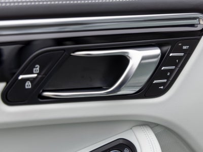 2025 Porsche Macan Macan