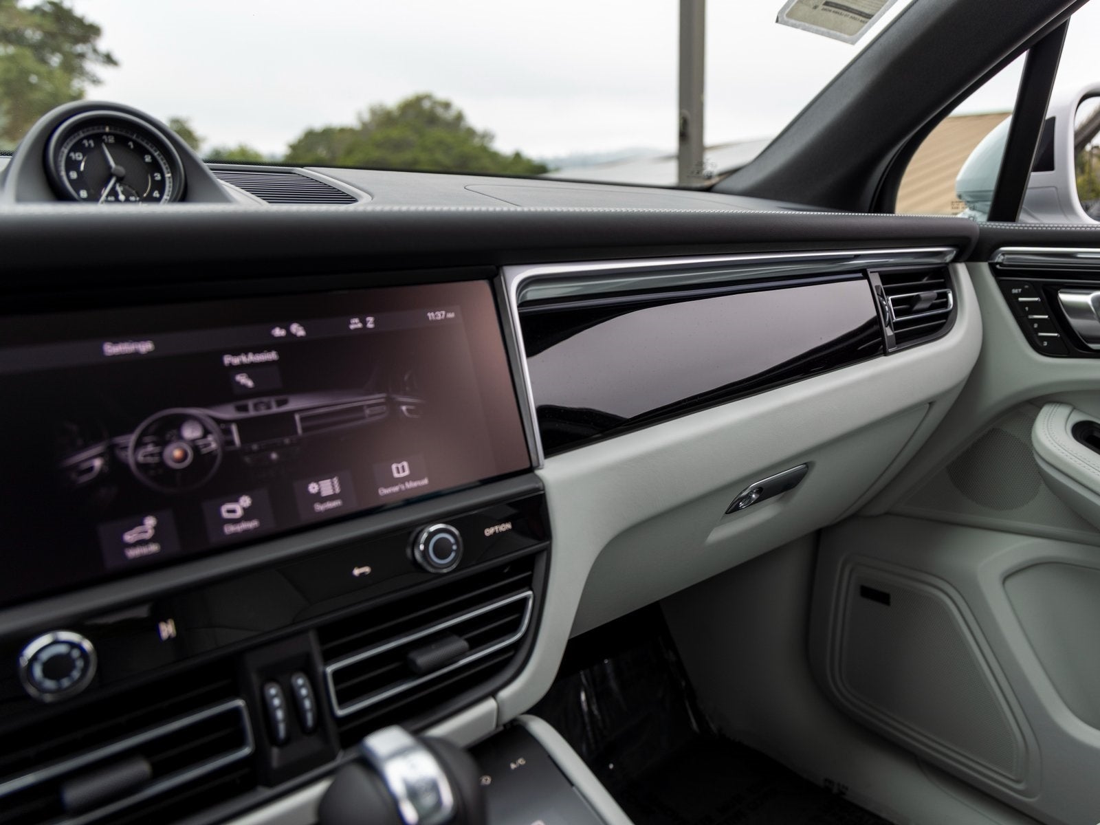 2025 Porsche Macan Macan