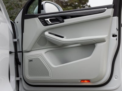 2025 Porsche Macan Macan