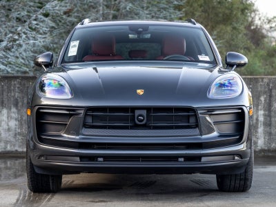 2026 Porsche Macan Macan