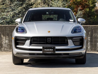 2026 Porsche Macan Macan