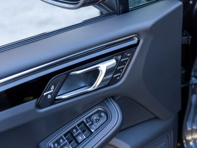 2026 Porsche Macan Macan T