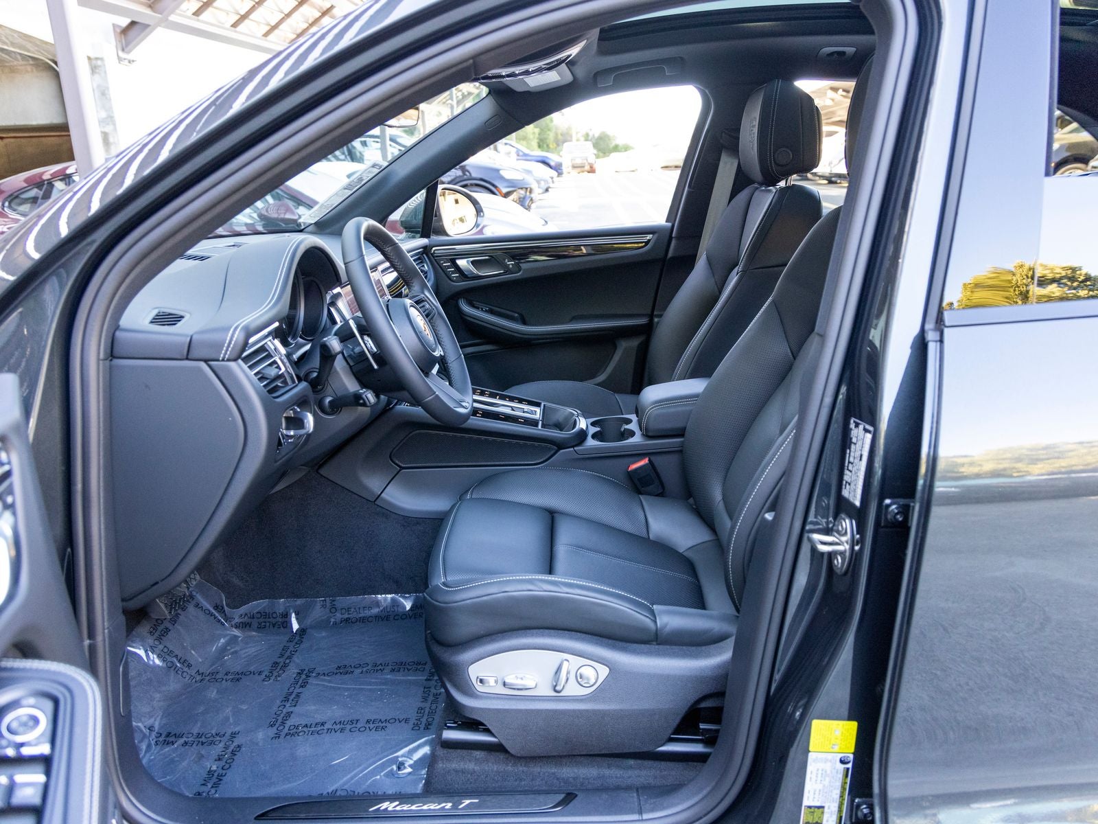 2026 Porsche Macan Macan T