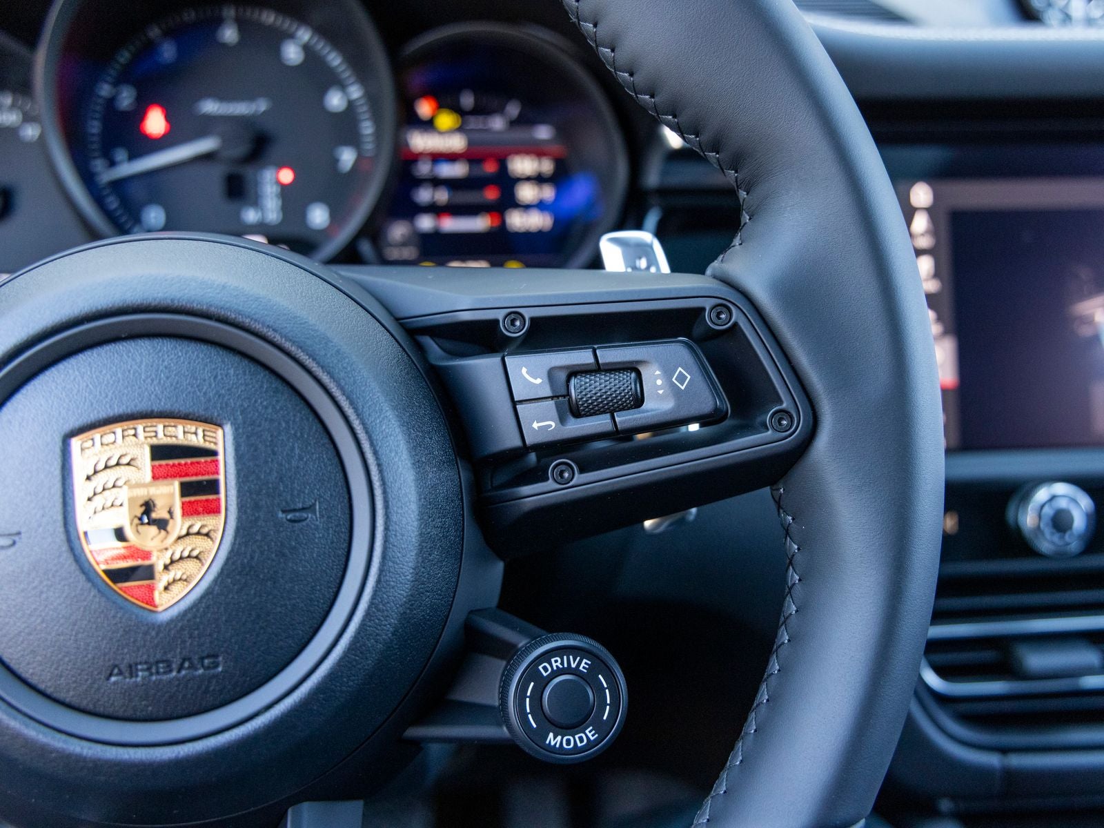 2026 Porsche Macan Macan T