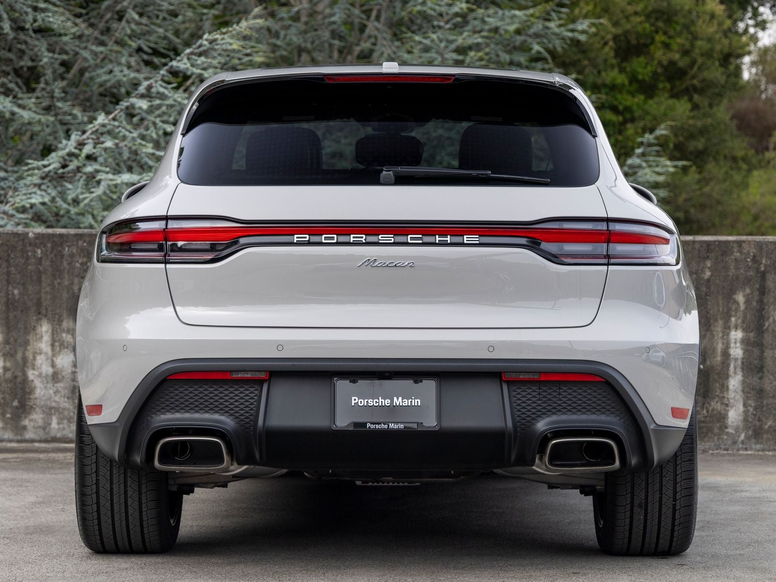 2026 Porsche Macan Base