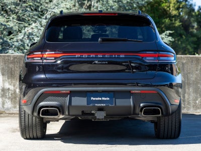 2026 Porsche Macan Base