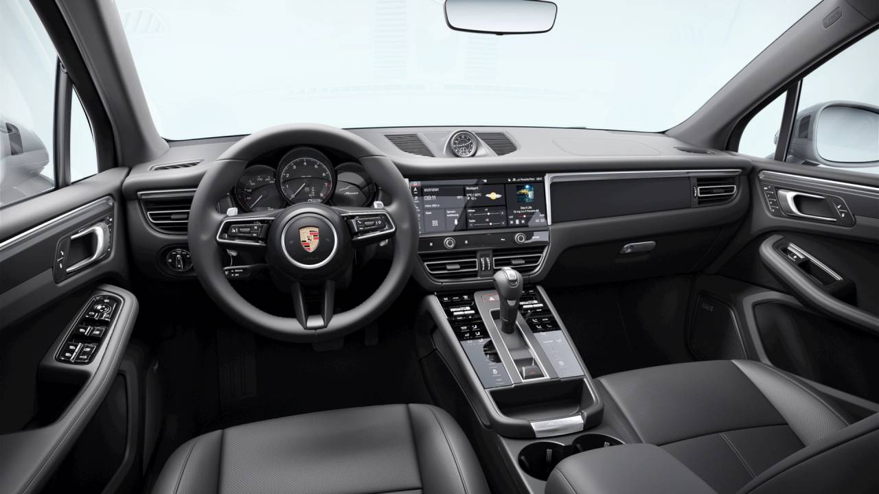2026 Porsche Macan Base