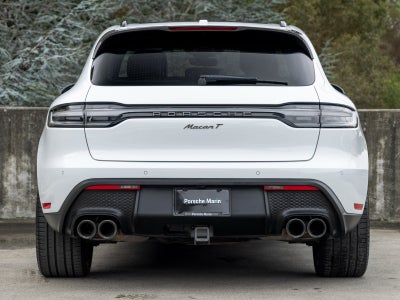 2023 Porsche Macan Macan T (MY23)