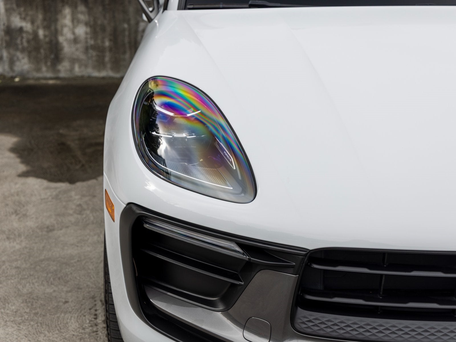 2023 Porsche Macan Macan T (MY23)