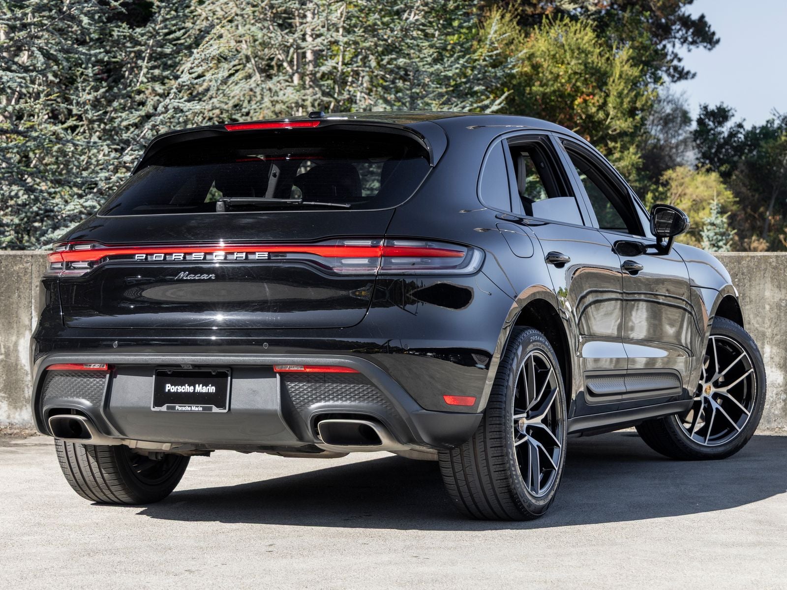 2023 Porsche Macan Macan (MY23)