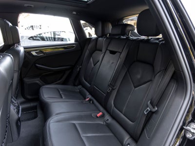 2023 Porsche Macan Macan (MY23)