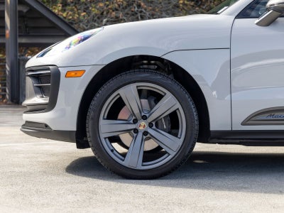 2024 Porsche Macan Macan T