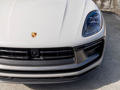 2024 Porsche Macan Macan T