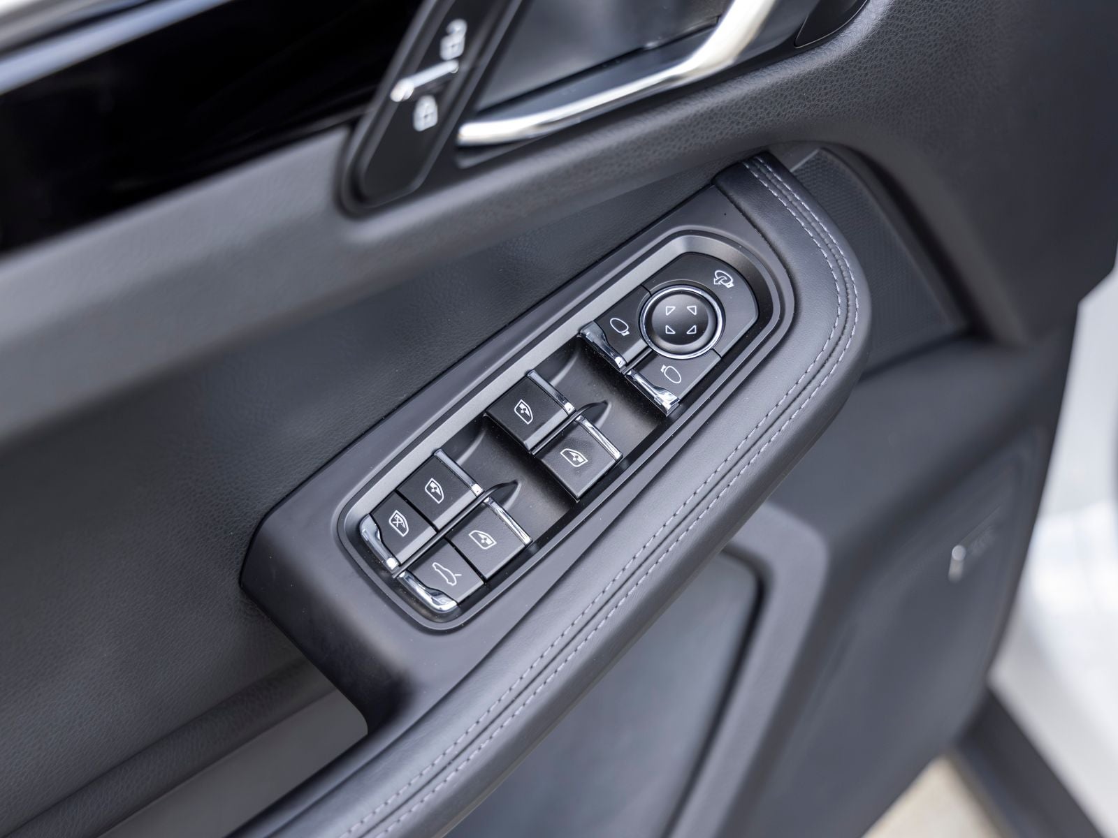 2024 Porsche Macan Macan T