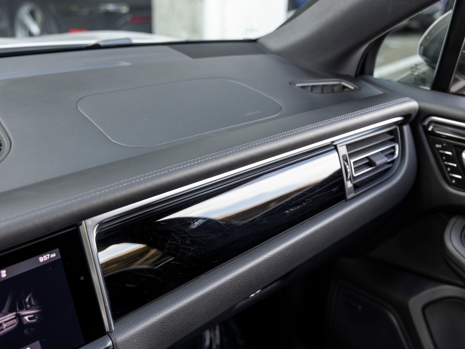 2024 Porsche Macan Macan T