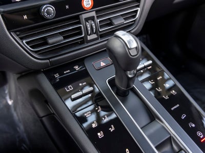 2024 Porsche Macan Macan T