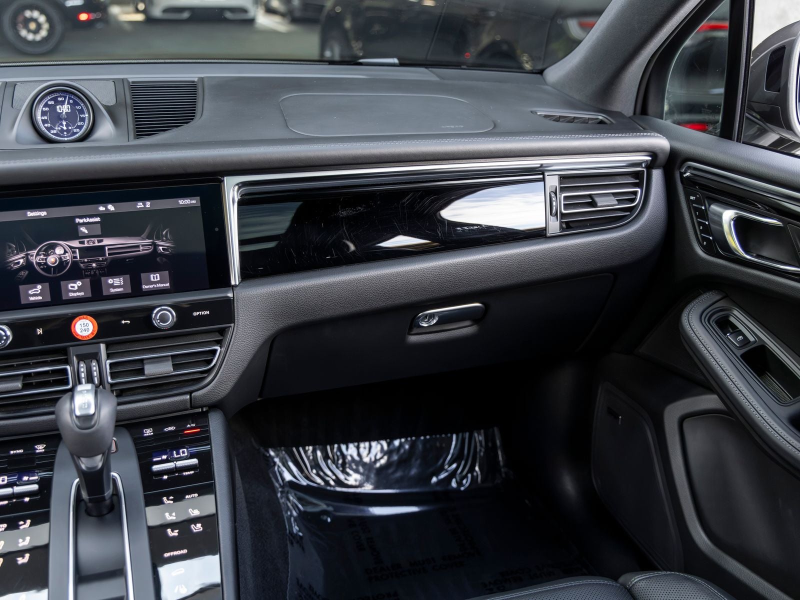 2024 Porsche Macan Macan T