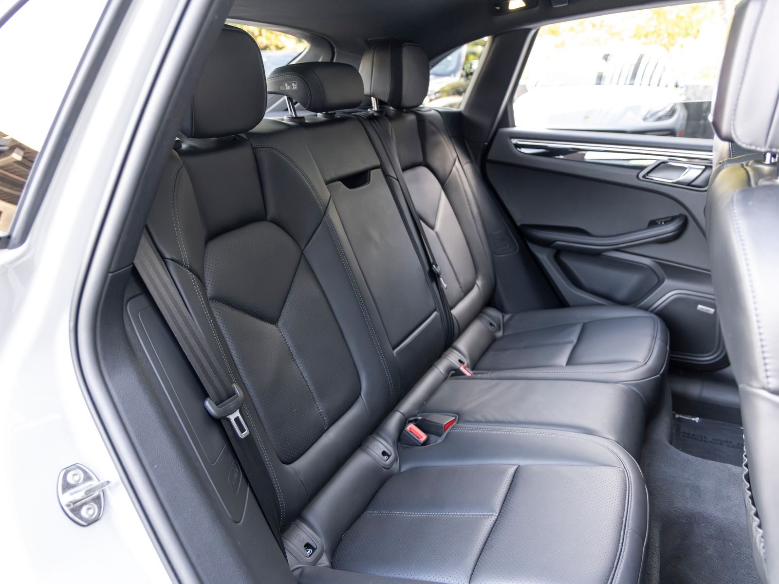 2024 Porsche Macan Macan T