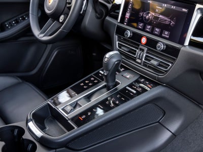 2024 Porsche Macan Macan T