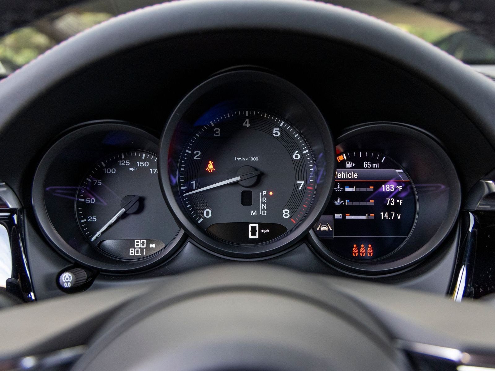 2025 Porsche Macan Base