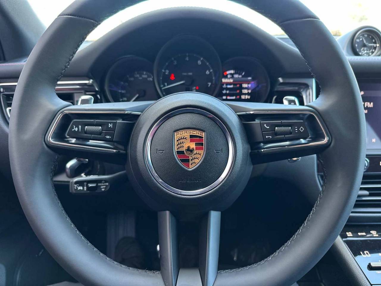 2025 Porsche Macan Macan