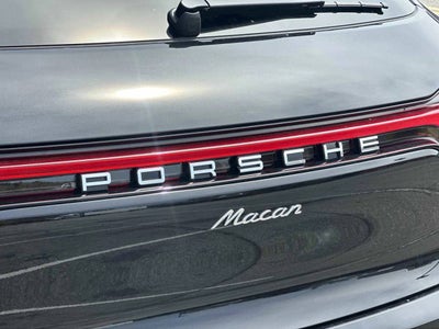 2025 Porsche Macan Macan