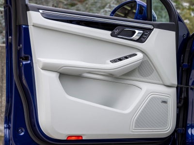 2025 Porsche Macan Macan