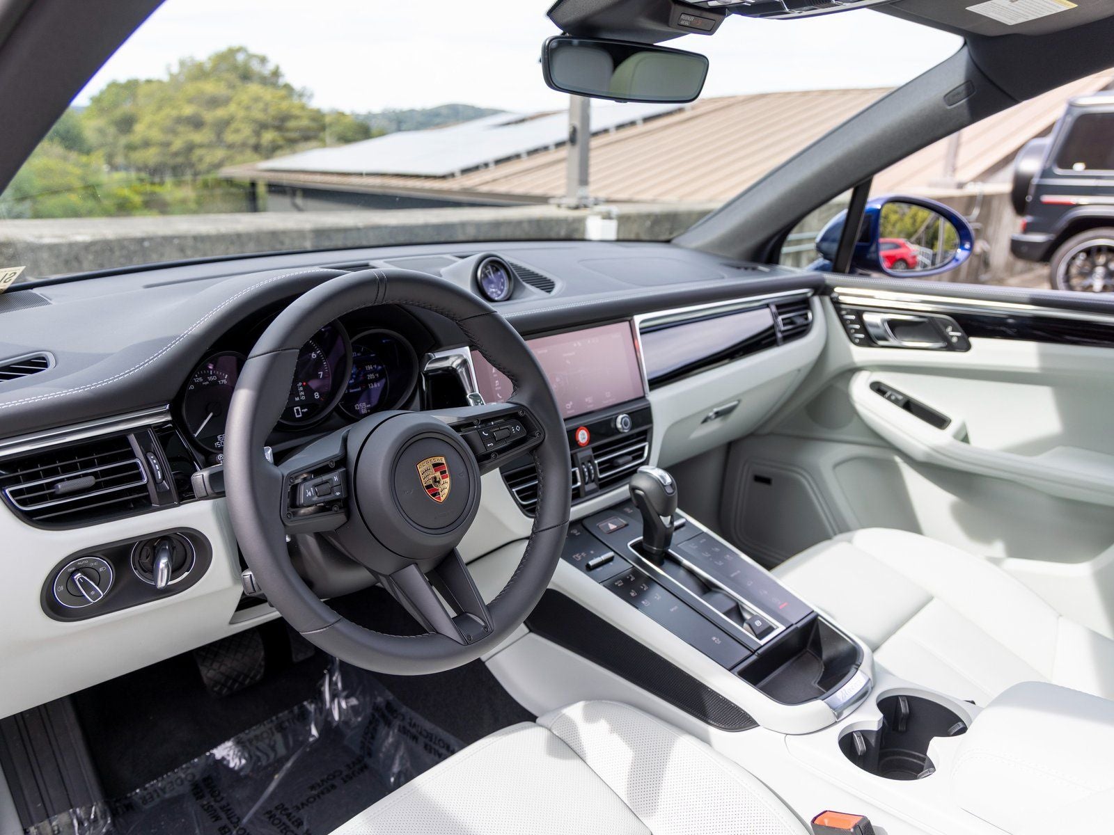 2025 Porsche Macan Macan