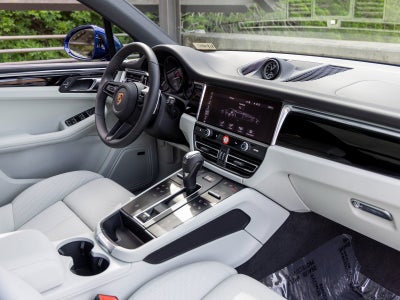 2025 Porsche Macan Macan