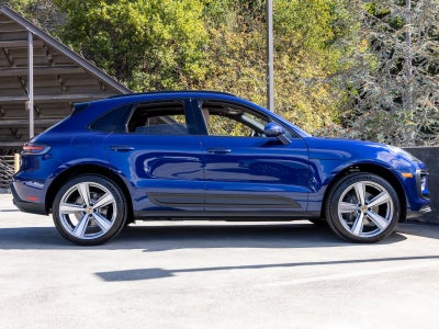 2026 Porsche Macan Macan