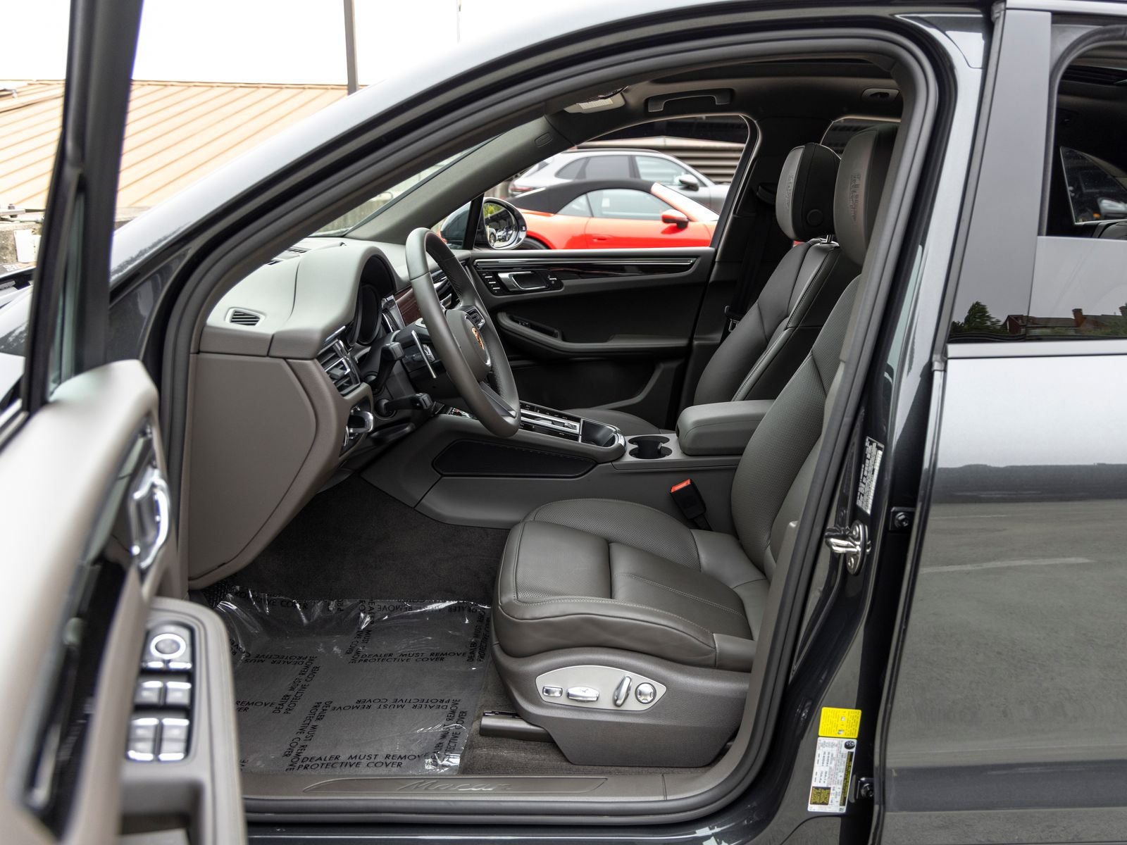 2026 Porsche Macan Macan