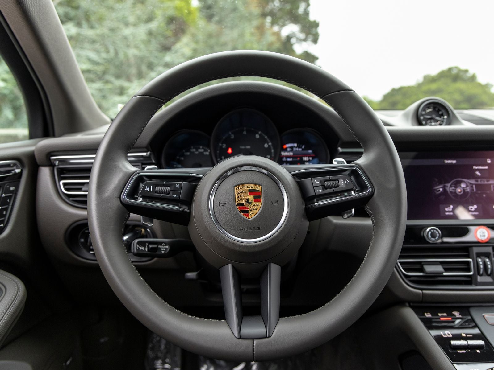 2026 Porsche Macan Macan