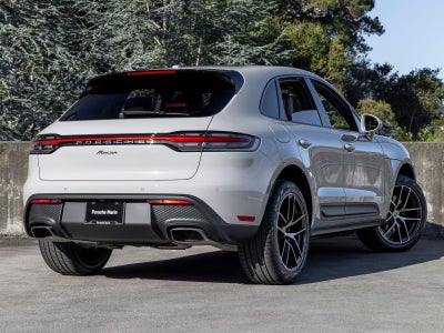 2026 Porsche Macan Base