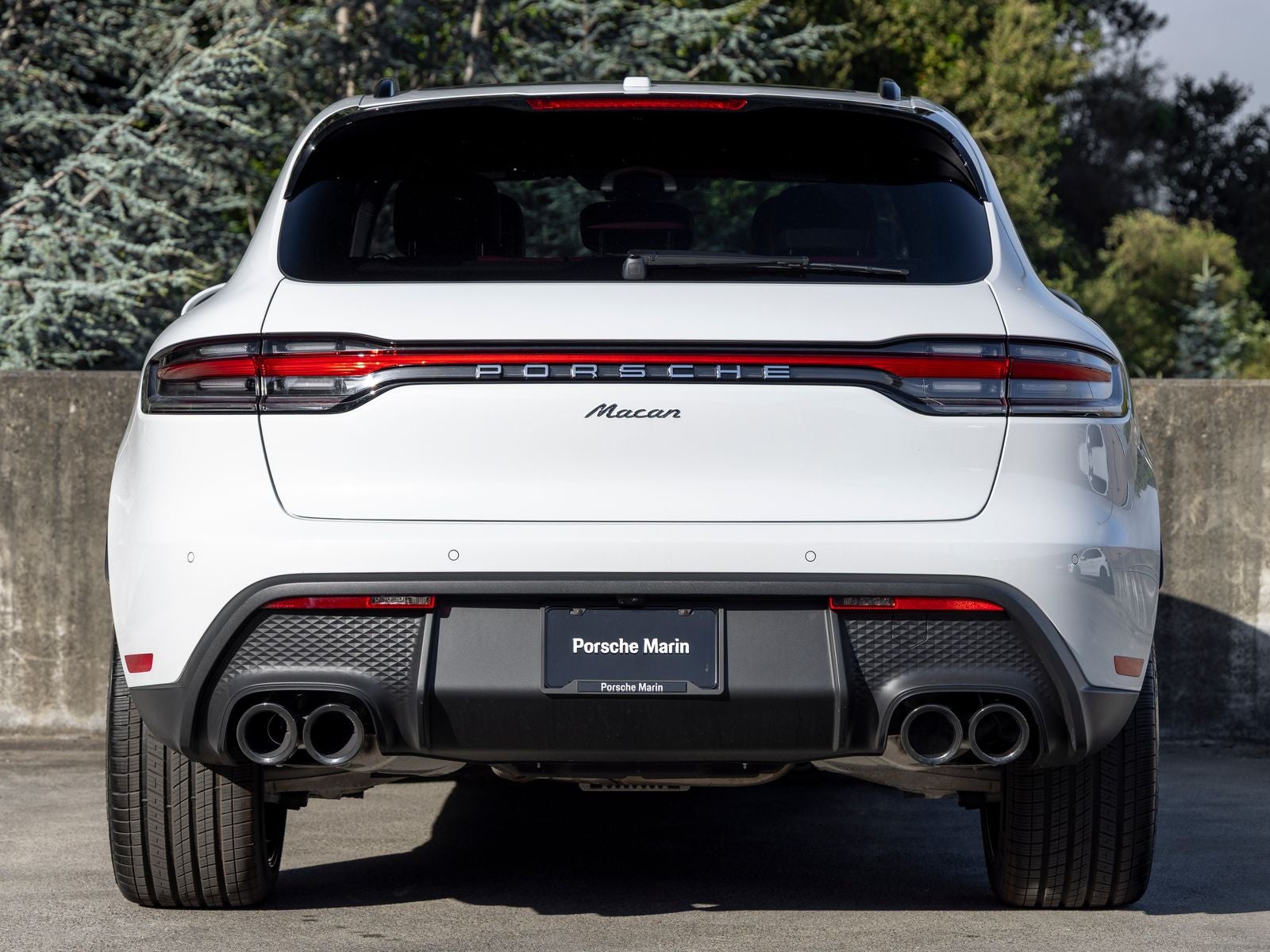 2026 Porsche Macan Base