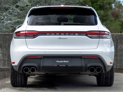 2025 Porsche Macan Base