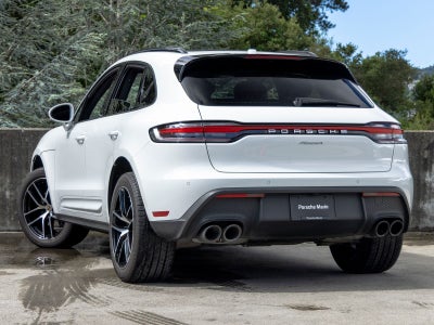 2025 Porsche Macan Base