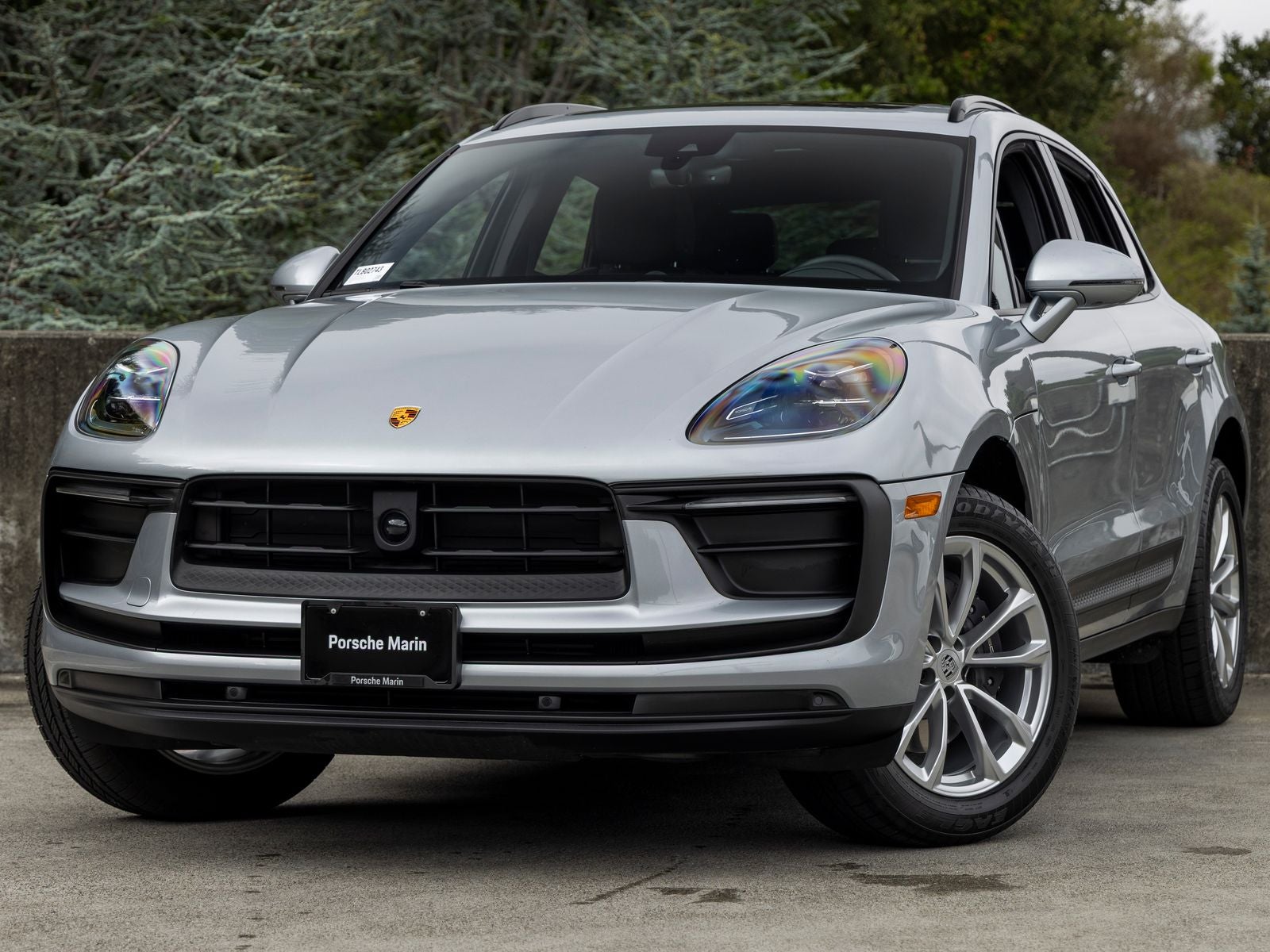 2026 Porsche Macan -'s photo
