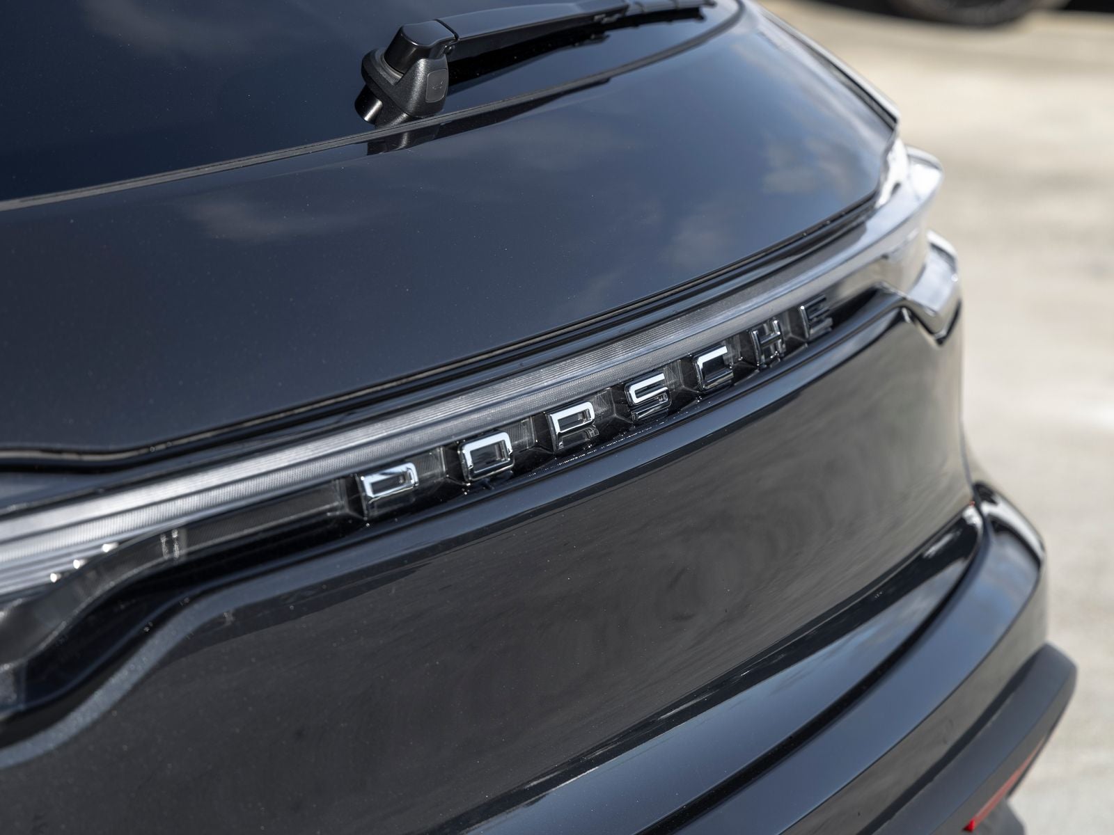 2026 Porsche Macan Base