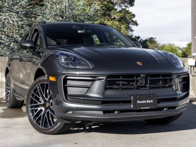 2026 Porsche Macan Base