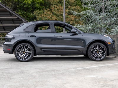 2026 Porsche Macan Macan