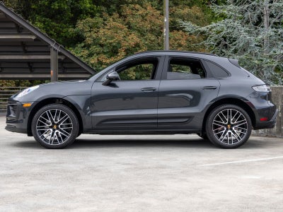 2026 Porsche Macan Macan