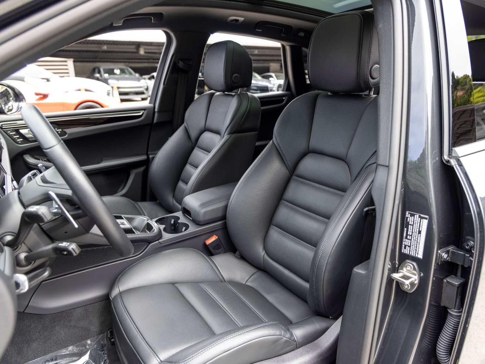 2026 Porsche Macan Macan