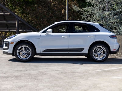 2026 Porsche Macan Macan