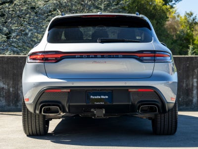 2026 Porsche Macan Macan