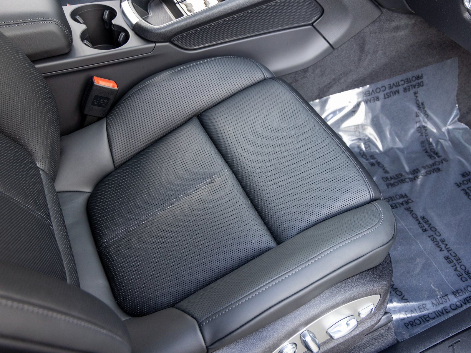 2026 Porsche Macan Macan T