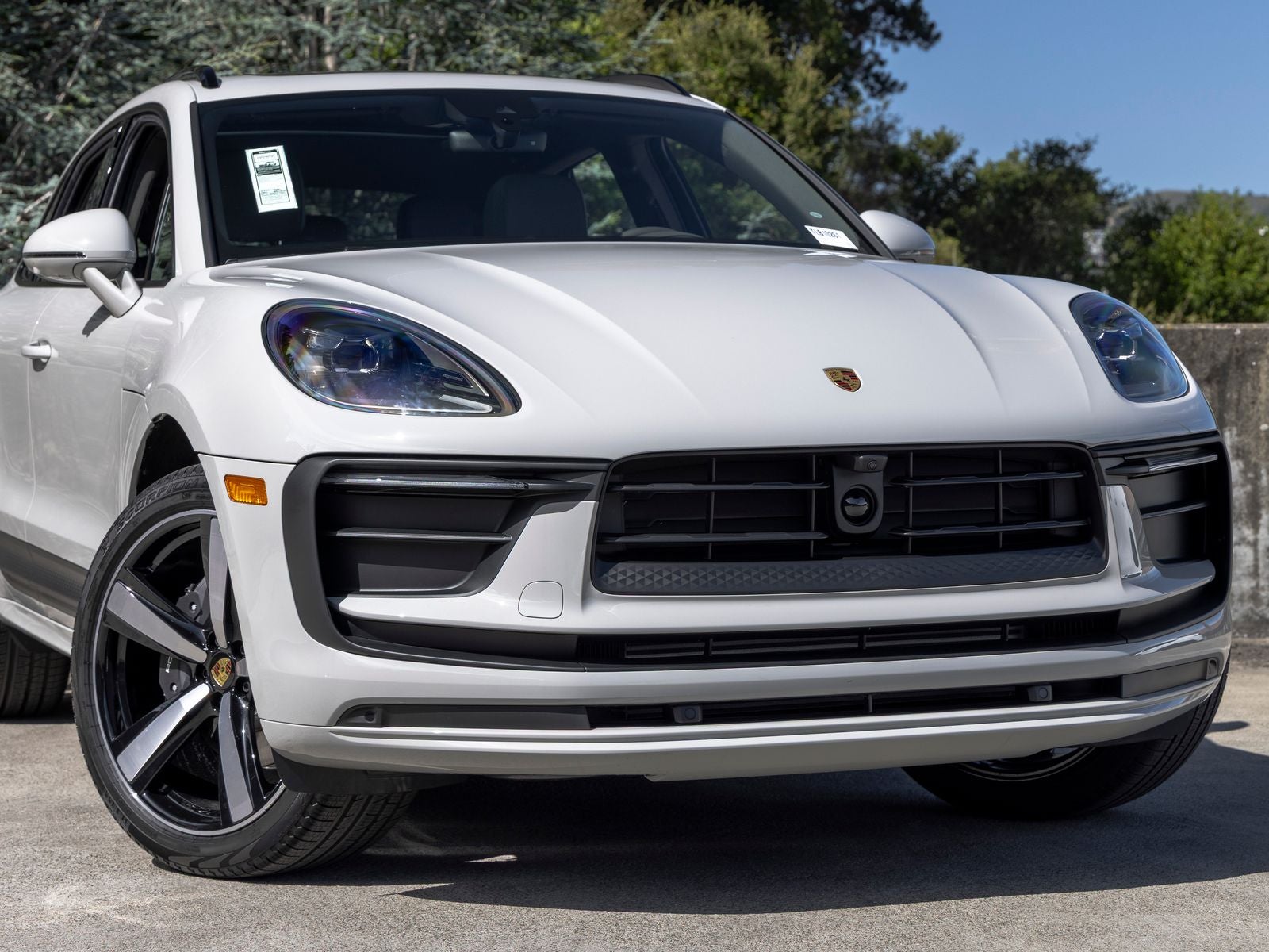 2026 Porsche Macan Base