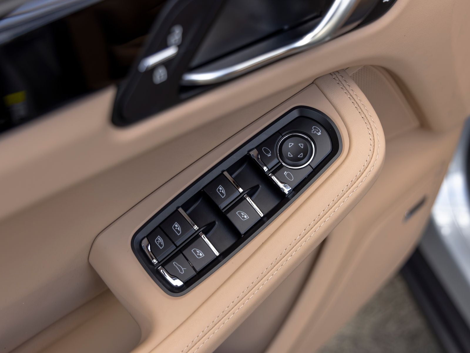 2026 Porsche Macan Macan T