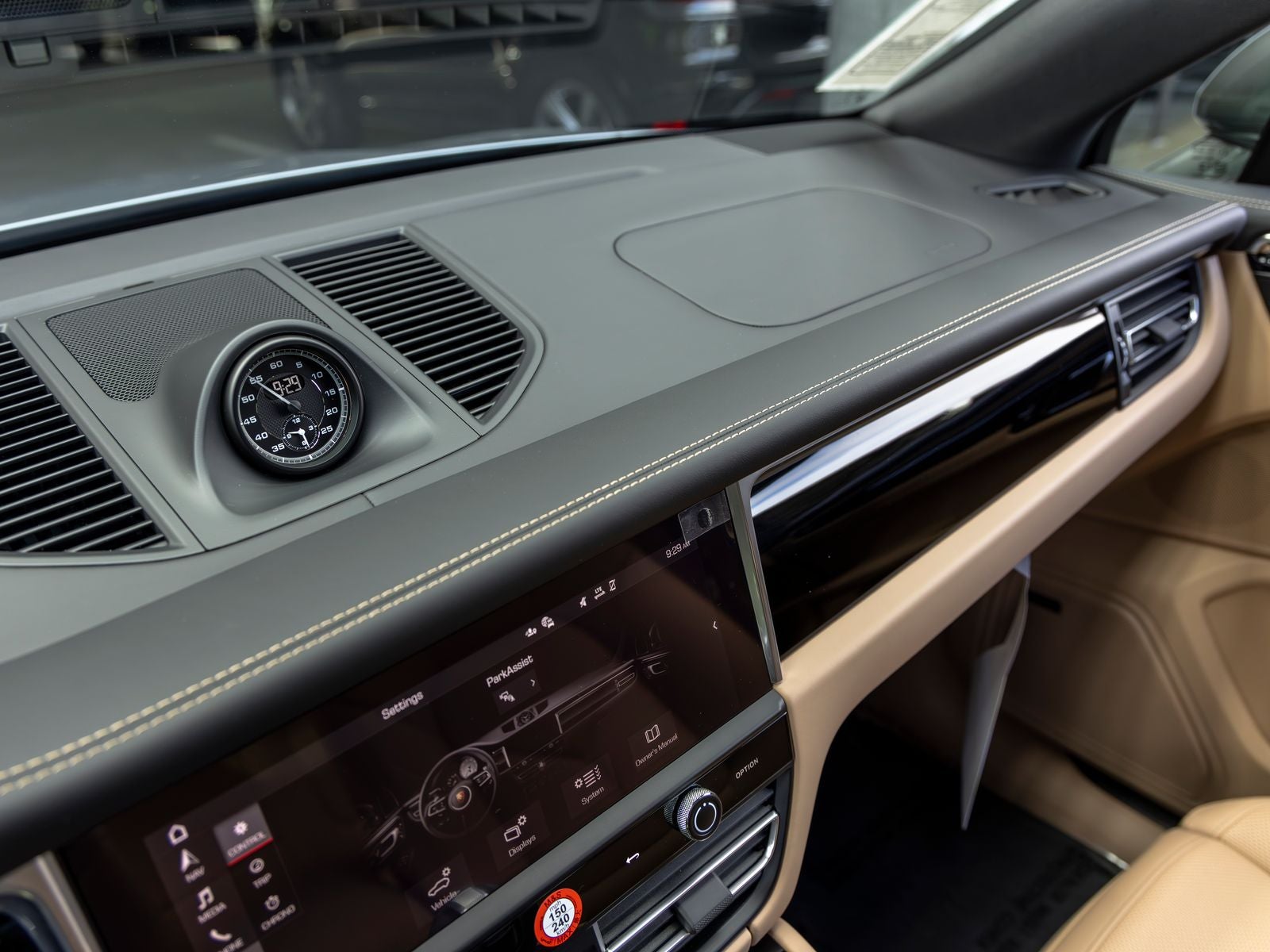 2026 Porsche Macan Macan T